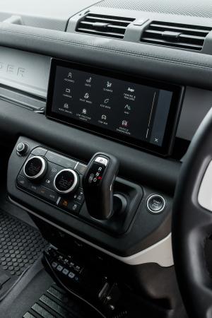 Land Rover Defender 110 P400 HSE 2020 года  (ZA)